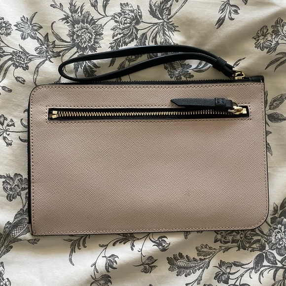 Kate Spade Black and Tan Clutch Wristlet - Picture 2 of 4